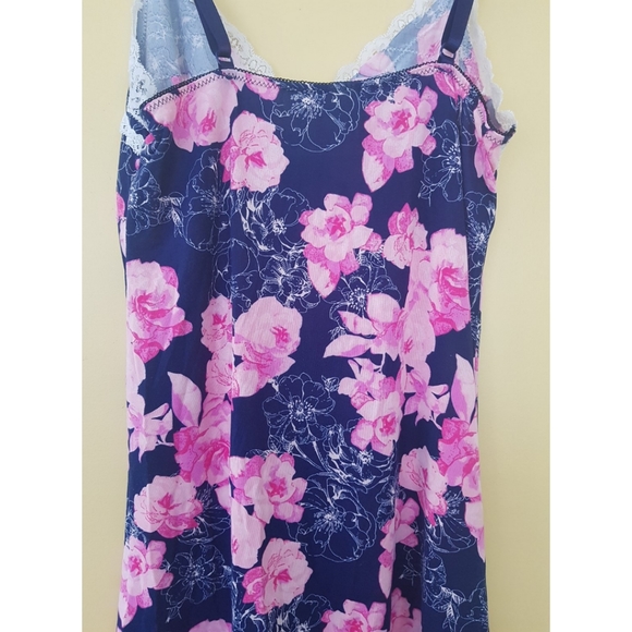 Jessica Simpson Floral Chemise - Picture 9 of 14